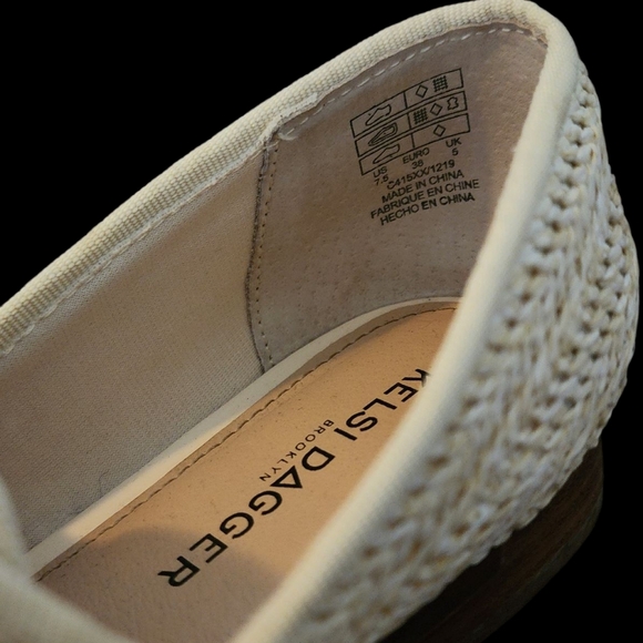 Kelsi Dagger Women's Textured Cream Loafers - Picture 6 of 7